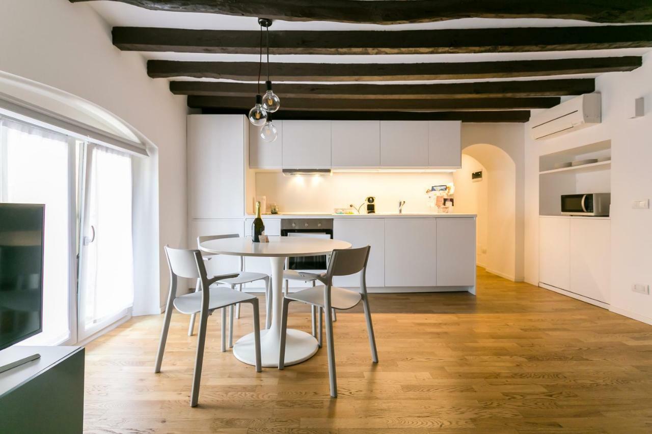 Milano Apartments Mortara Exterior foto