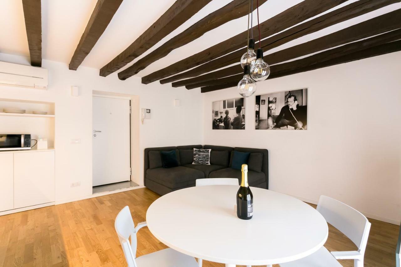 Milano Apartments Mortara Exterior foto